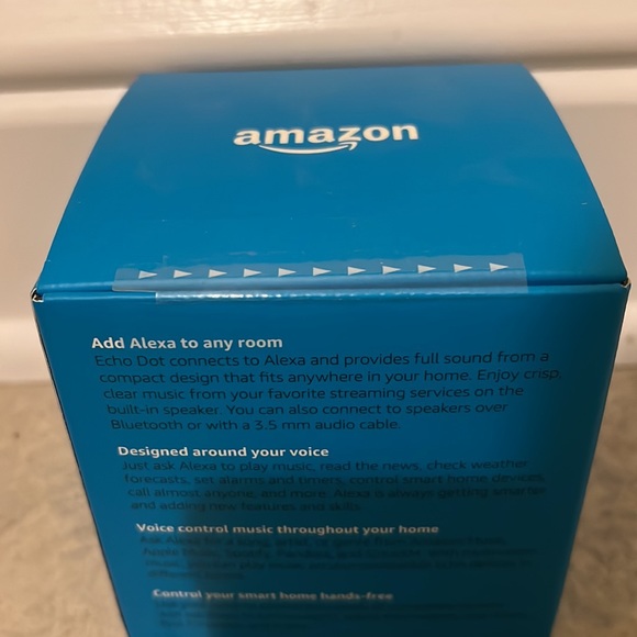 NWT: Amazon Echo Dot - Picture 2 of 5